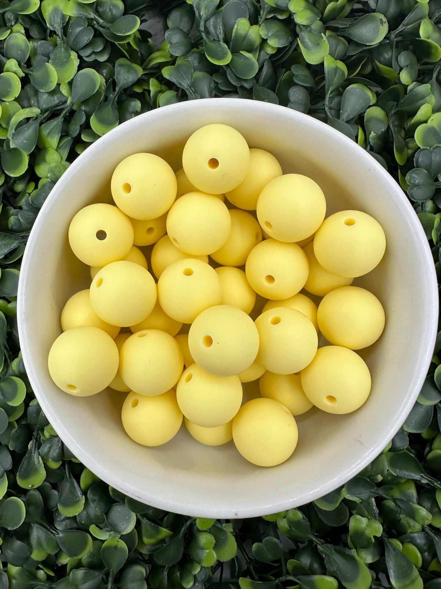 15mm Cream Yellow Silicone Bead