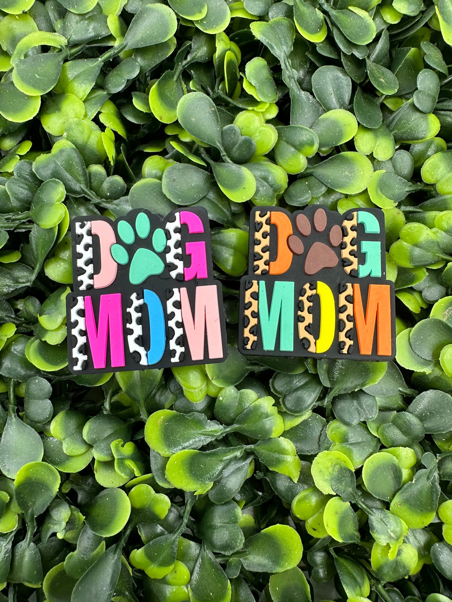 Dog Mom Silicone Focal Bead
