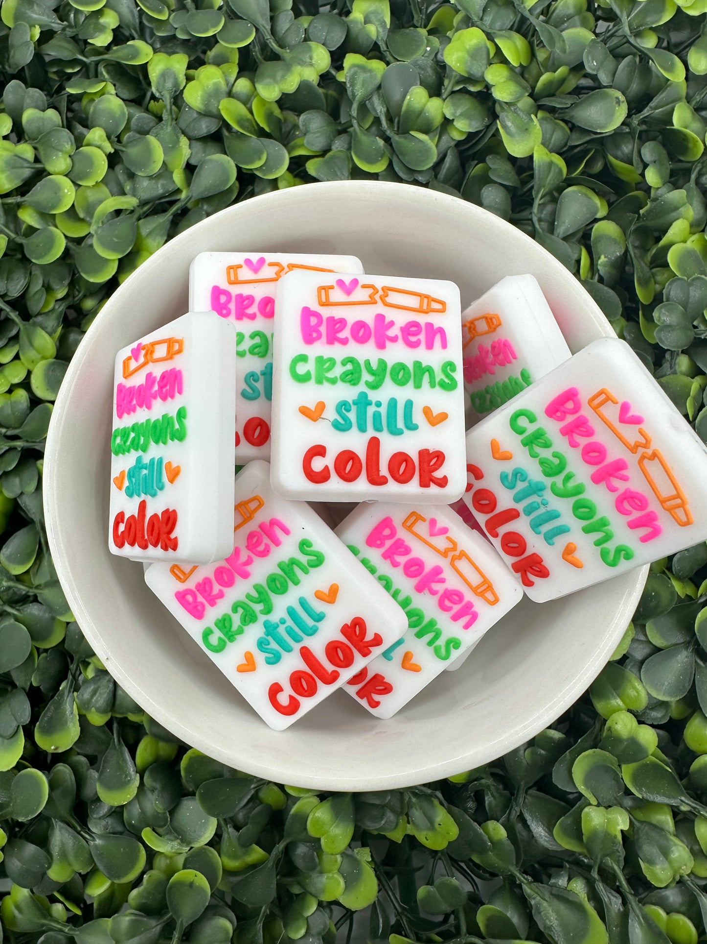 Broken Crayons Still Color Silicone Focal Bead